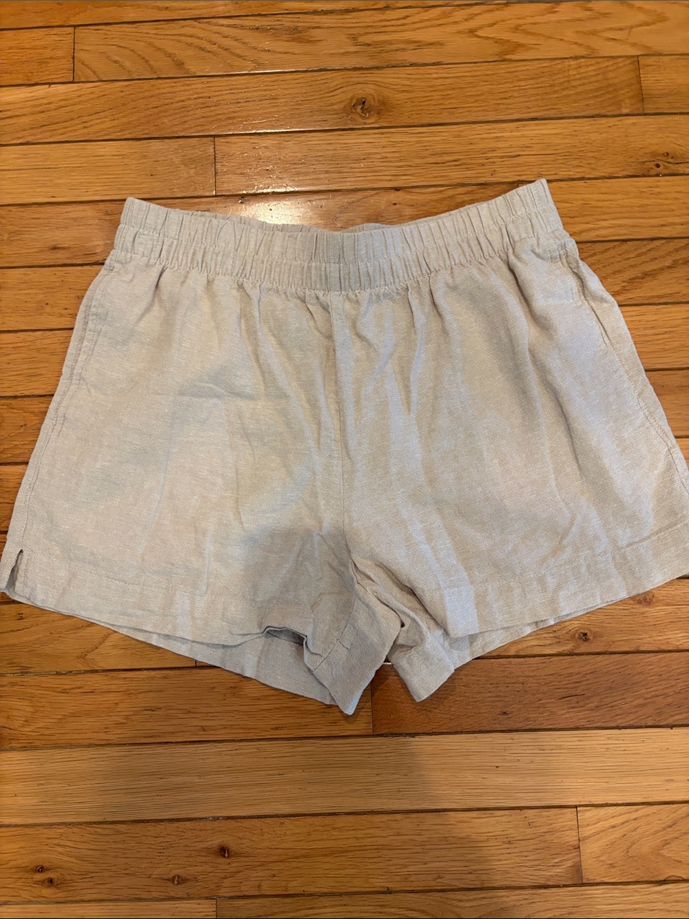 NWOT linen blend shorts